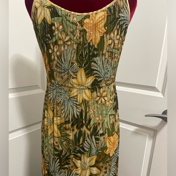 Robbie Bee Tropical Print Pleated Fully Lined Maxi Dress EUC Size 16 - Picture 6 of 11
